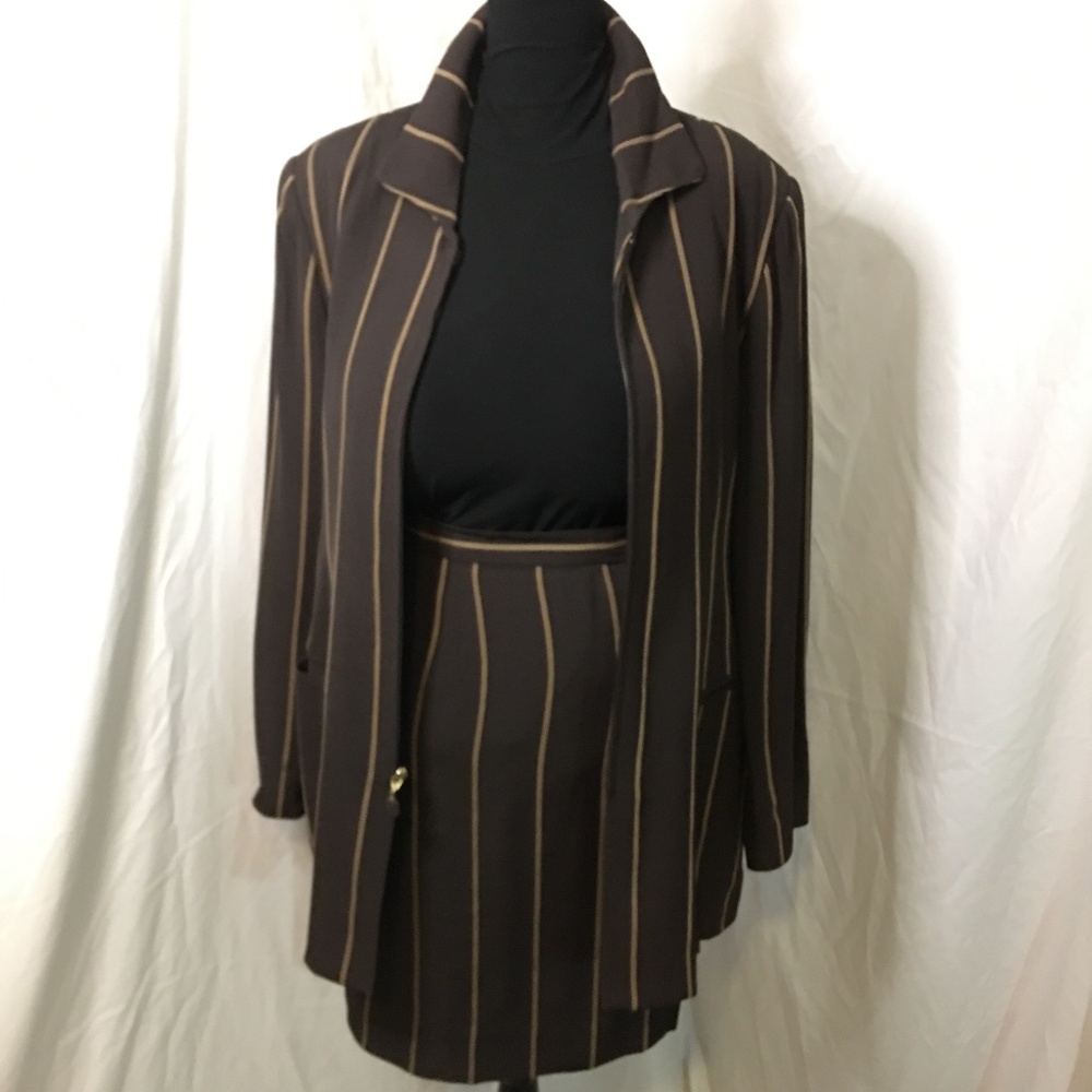 Dana Buchman Chocolate Cream Striped Skirt Suit Size 16